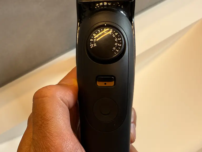 epi_1012880980_RTL_IN KOELN_FNG33064-1_Barttrimmer Affiliat